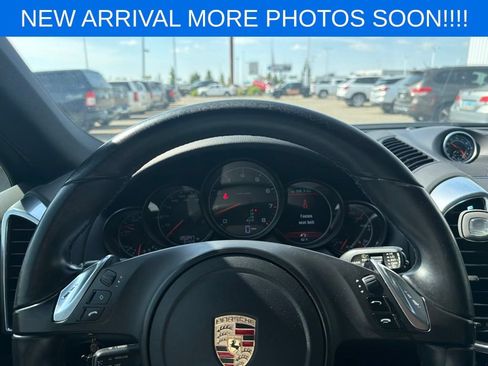 Used 2014 Porsche Cayenne AWD/4WD image 11