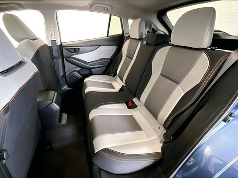 Used 2019 Subaru Crosstrek 2.0i Premium w/ Moonroof Package AWD/4WD image 26
