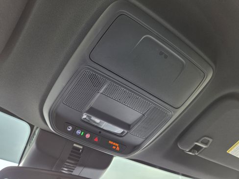 Used 2025 GMC Acadia AT4 w/ LPO, Floor Liner Package AWD/4WD image 38