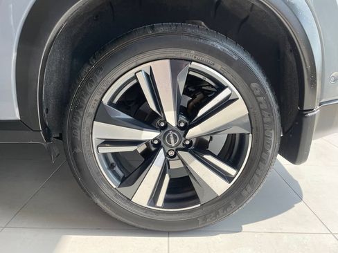 Certified 2024 Nissan Rogue SL AWD/4WD image 16