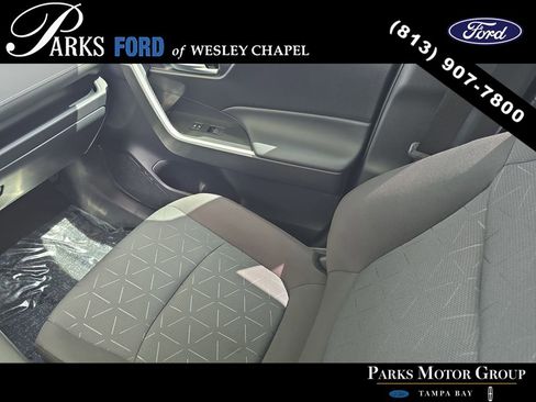 Used 2025 Toyota RAV4 XLE w/ Convenience Package image 14