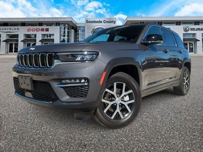 Certified 2025 Jeep Grand Cherokee Limited w/ Trailer Tow Package