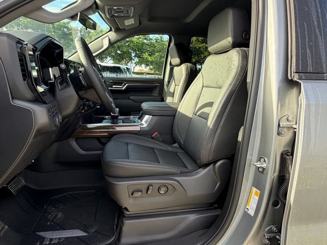 New 2026 Chevrolet Silverado 1500 RST w/ RST All Star Premium Package AWD/4WD image 12