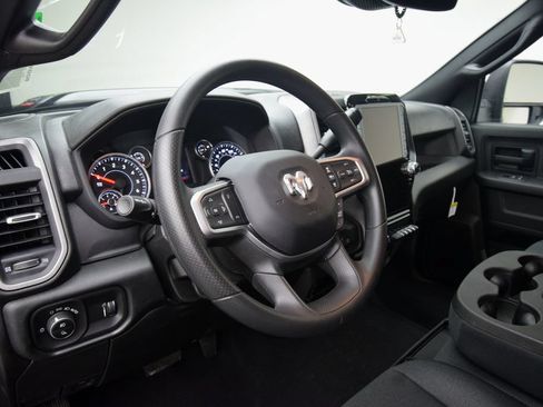 New 2026 RAM 2500 Tradesman AWD/4WD image 31