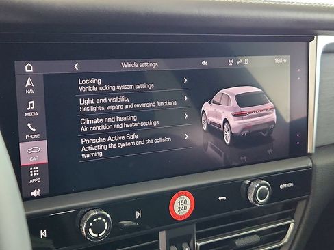 Certified 2024 Porsche Macan GTS AWD/4WD image 27
