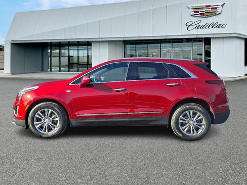 Certified 2023 Cadillac XT5 Premium Luxury image 2