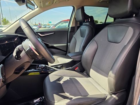 Certified 2023 Kia Niro Wind w/ Wind Preserve Package FWD image 10
