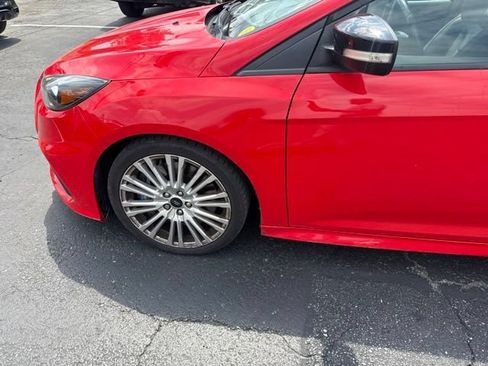 Used 2018 Ford Focus RS AWD/4WD image 17