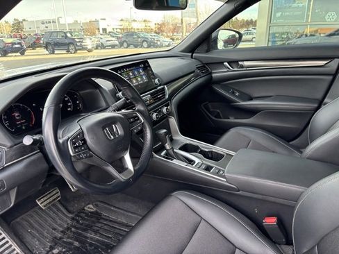 Used 2022 Honda Accord Sport image 10