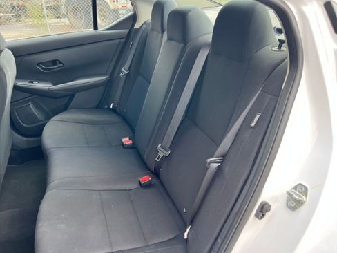 Used 2025 Nissan Sentra S image 32