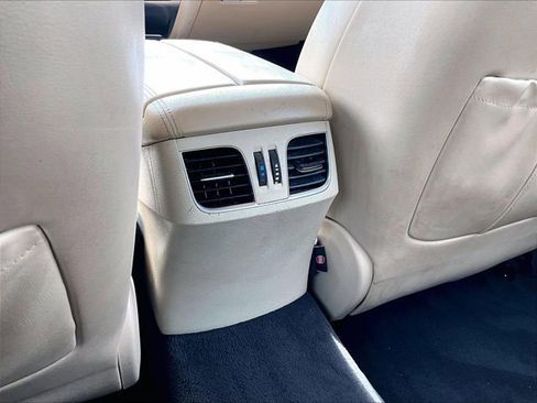 Used 2019 Genesis G80 3.8 image 21