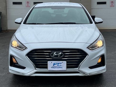 Used 2018 Hyundai Sonata SE w/ Cargo Package image 2