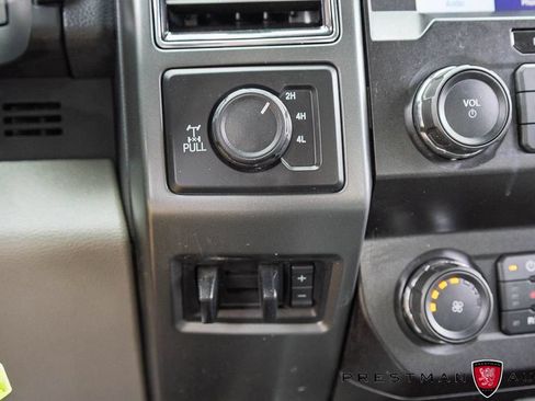 Used 2022 Ford F250 XLT w/ XLT Premium Package AWD/4WD image 11