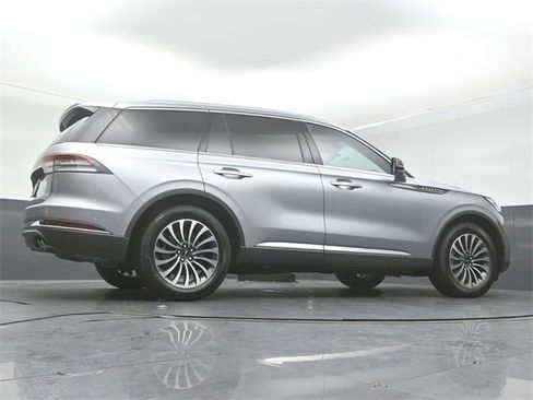 Used 2022 Lincoln Aviator Reserve w/ Equipment Group 201A image 43