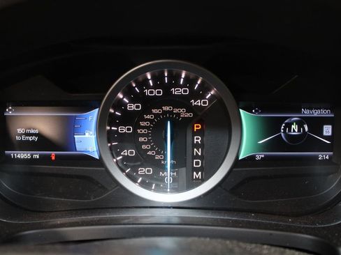 Used 2015 Ford Explorer XLT w/ Equipment Group 202A image 21