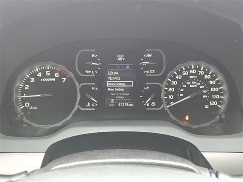 Used 2020 Toyota Tundra SR5 image 24