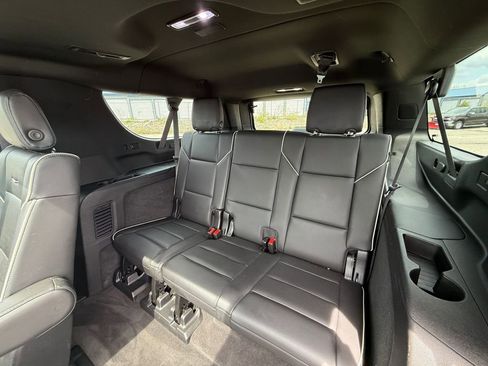 Used 2021 Cadillac Escalade ESV Premium Luxury w/ Driver Assist Tech Package image 36