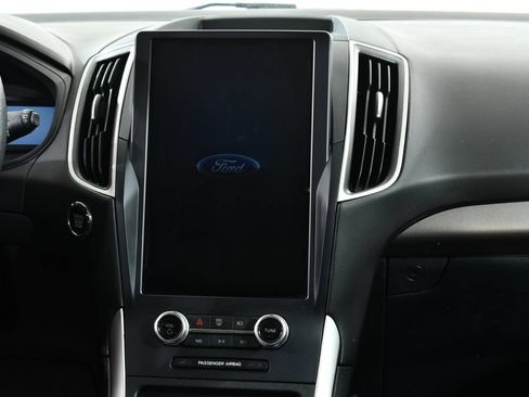 Used 2024 Ford Edge SEL w/ Convenience Package AWD/4WD image 9