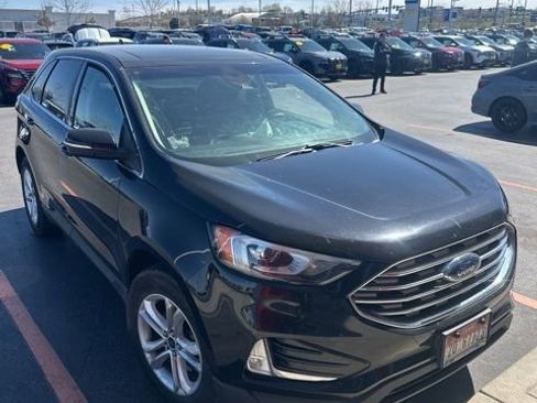 Used 2020 Ford Edge SEL image 4