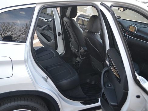 Used 2017 BMW X1 xDrive28i image 13