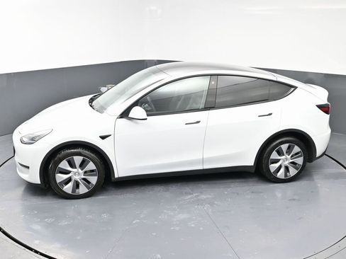 Used 2023 Tesla Model Y Long Range image 50