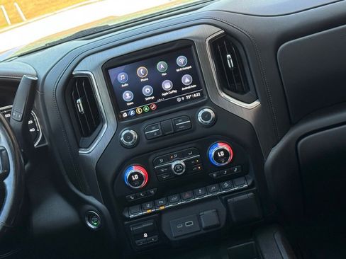 Used 2022 GMC Sierra 2500 Denali AWD/4WD image 5