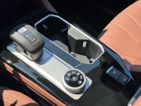 New 2026 Mitsubishi Outlander SEL AWD/4WD image 31