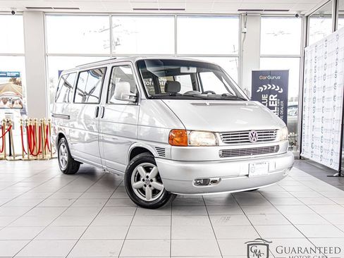 Used 2001 Volkswagen Eurovan FWD image 3