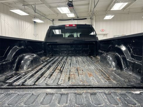 Used 2011 RAM 2500 SLT w/ Protection Group image 22