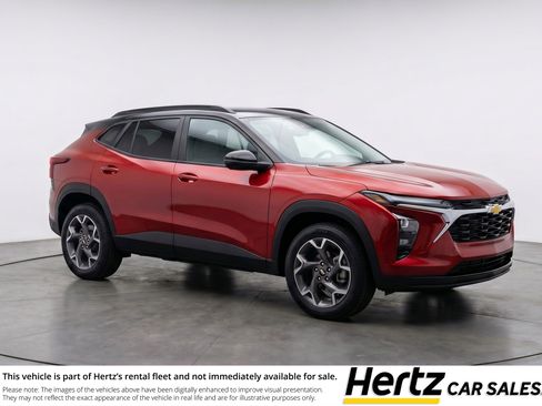 Used 2025 Chevrolet Trax LT w/ LT Convenience Package FWD image 1
