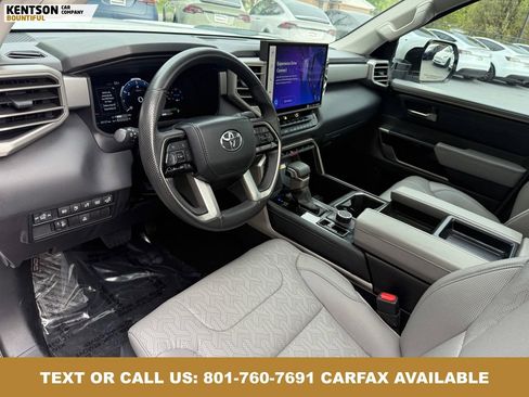 Used 2024 Toyota Tundra Limited w/ Power Package AWD/4WD image 32
