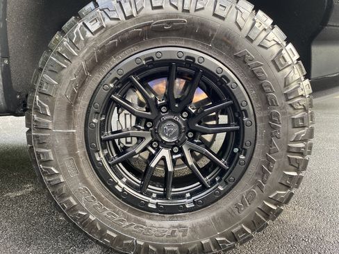 Used 2025 Chevrolet Silverado 1500 ZR2 w/ Technology Package AWD/4WD image 13