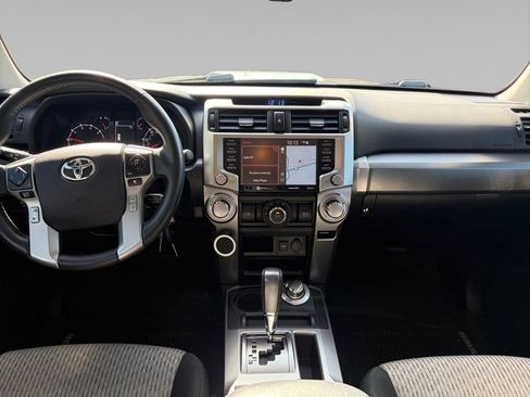 Used 2020 Toyota 4Runner SR5 AWD/4WD image 11