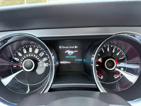 Used 2014 Ford Mustang Premium w/ Comfort Package image 21