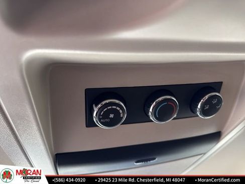 Used 2014 Chrysler Town & Country Touring-L w/ Trailer Tow Group image 26