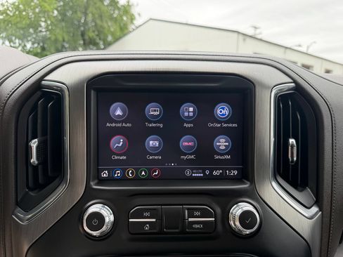 Used 2023 GMC Sierra 2500 Denali w/ Denali Ultimate Package AWD/4WD image 19