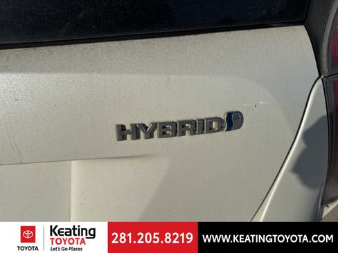 Used 2017 Toyota Prius Two image 10