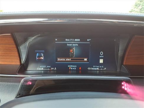 Used 2024 Lincoln Navigator Premiere image 19