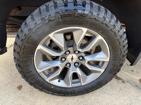 Used 2020 Chevrolet Silverado 1500 RST w/ All-Star Edition image 11