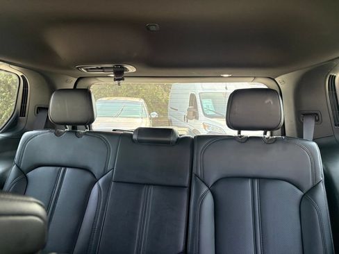 Used 2022 Jeep Wagoneer Series II RWD image 13