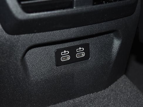 New 2026 BMW 228i xDrive w/ Technology Package image 17