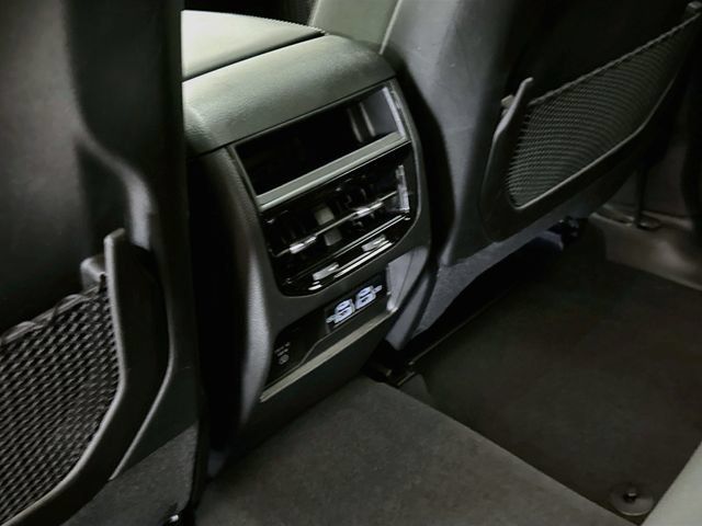 Used 2024 Jeep Grand Cherokee Laredo X w/ Luxury Tech Group I AWD/4WD image 25