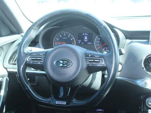 Used 2021 Kia Stinger GT image 14