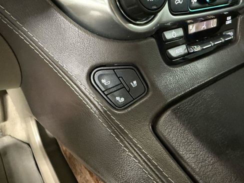 Used 2019 Chevrolet Tahoe Premier w/ Max Trailering Package AWD/4WD image 26
