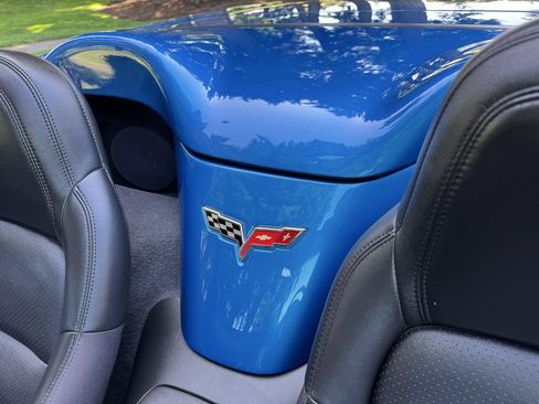 Used 2011 Chevrolet Corvette Convertible w/ Preferred Equipment Group RWD image 20