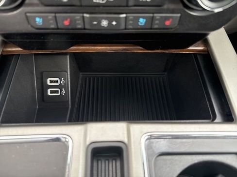 Used 2018 Ford F150 Lariat image 28