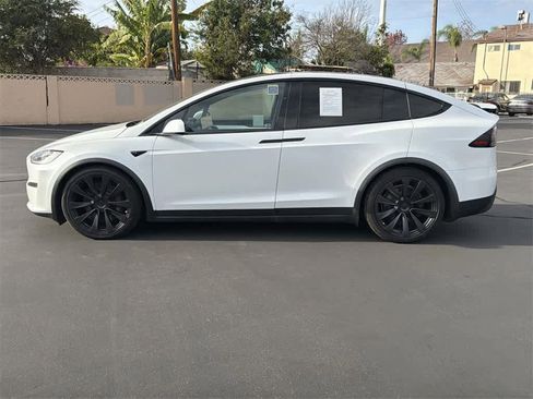 Used 2023 Tesla Model X Plaid image 7