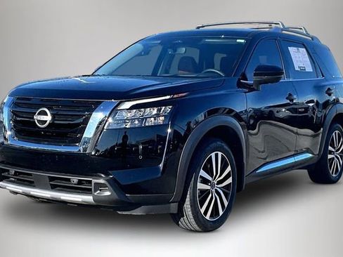 Certified 2025 Nissan Pathfinder Platinum w/ Cargo Package image 2