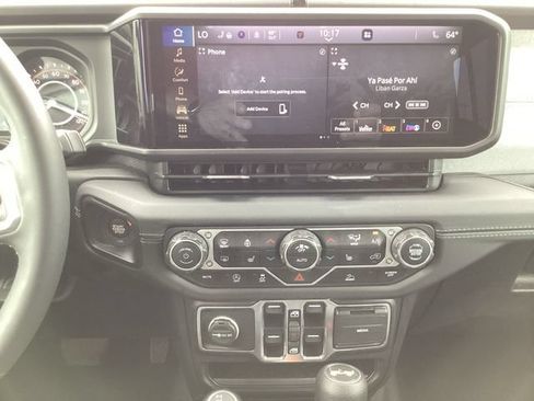 Certified 2025 Jeep Wrangler Unlimited Sahara AWD/4WD image 11