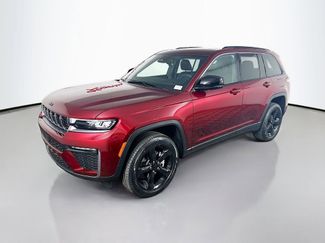 New 2026 Jeep Grand Cherokee Limited w/ Limited Altitude Package AWD/4WD video 3